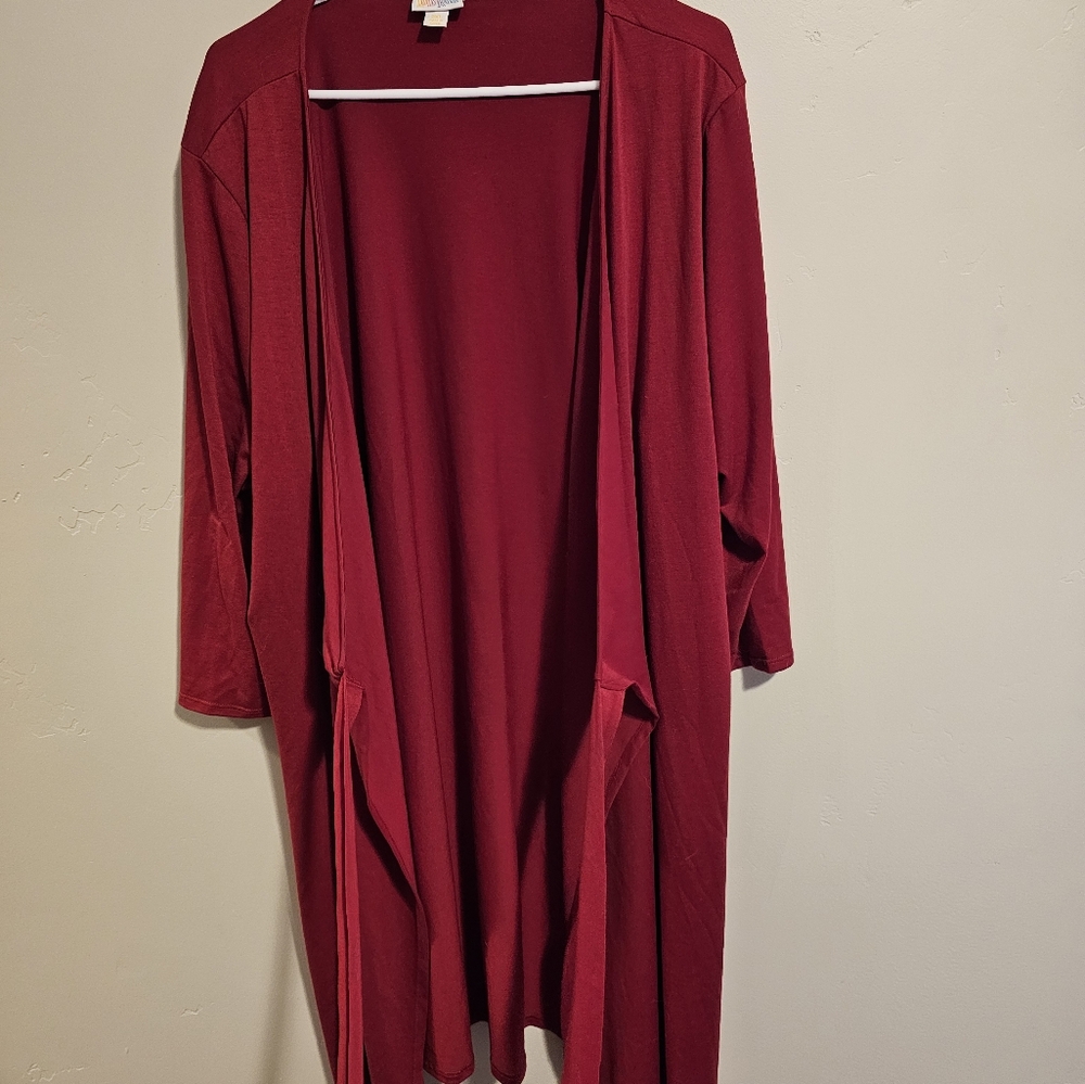 Red wrap, with ties.